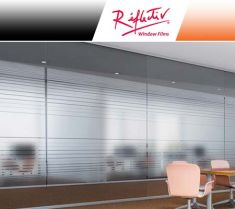 Film décoratif Reflectiv INT 560 bandes dépolies dégressives